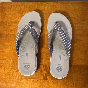 Cloudsteppers By Clark’s sandals SZ9